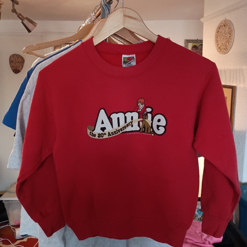 Vintage Annie Orphan 20th Anniversary Sweatshirt Made In USA Youth Size L